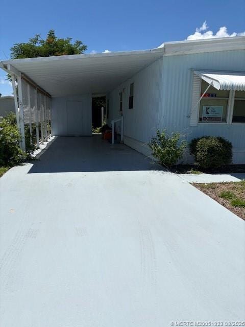 443 NE Pinelake Village Boulevard — photo 2