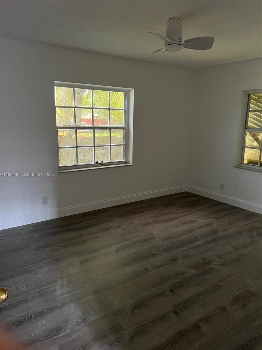 802 S 24th Avenue — photo 2