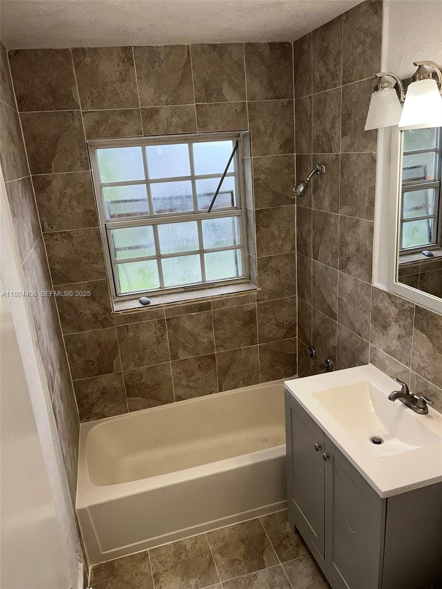 802 S 24th Avenue — photo 11