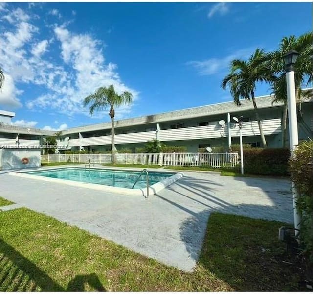 4251 NW 5th Street 239, sold in Sundance At Plantation Co, Plantation, FL