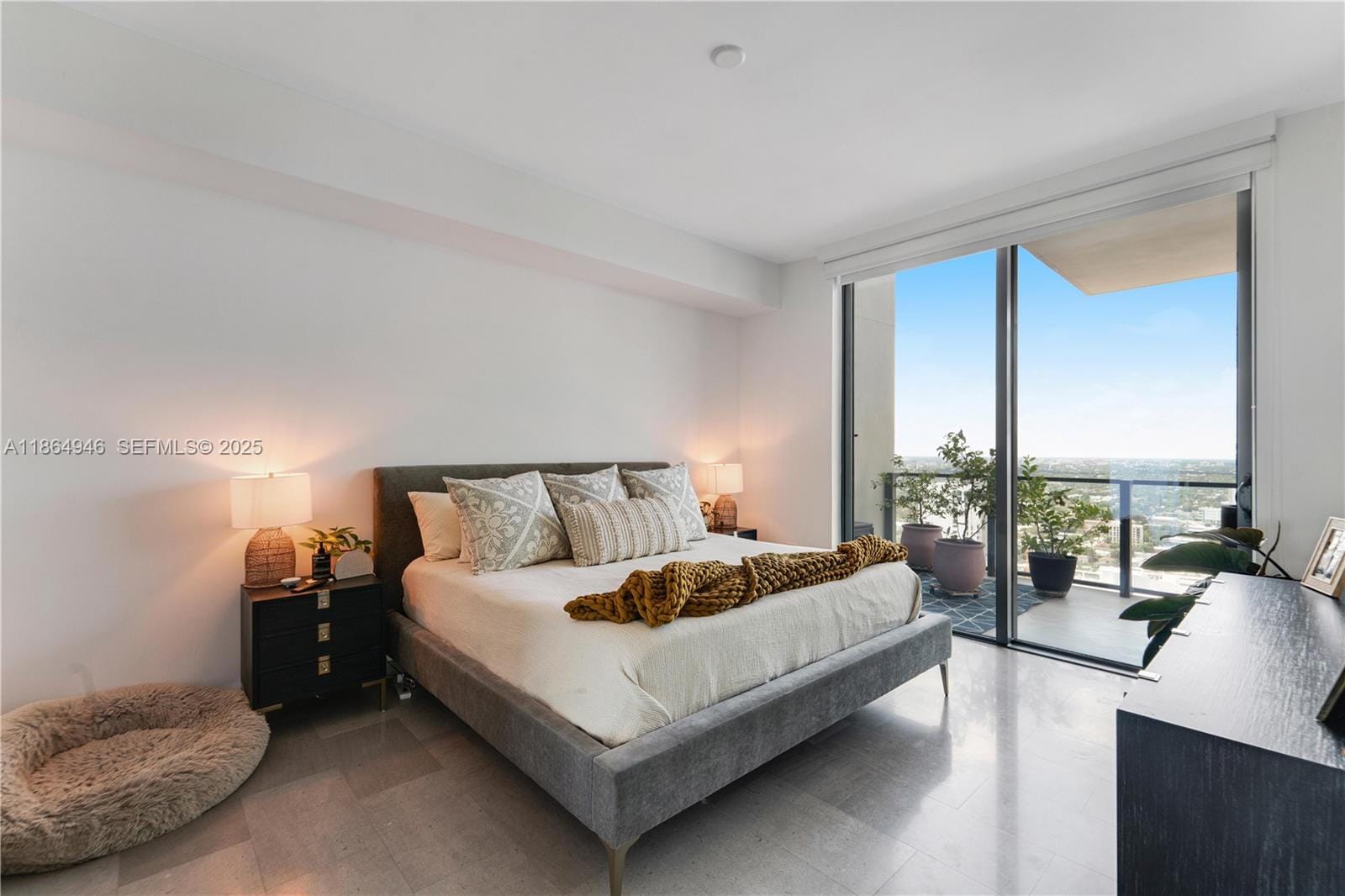 88 SW 7th Street 2910 — photo 11