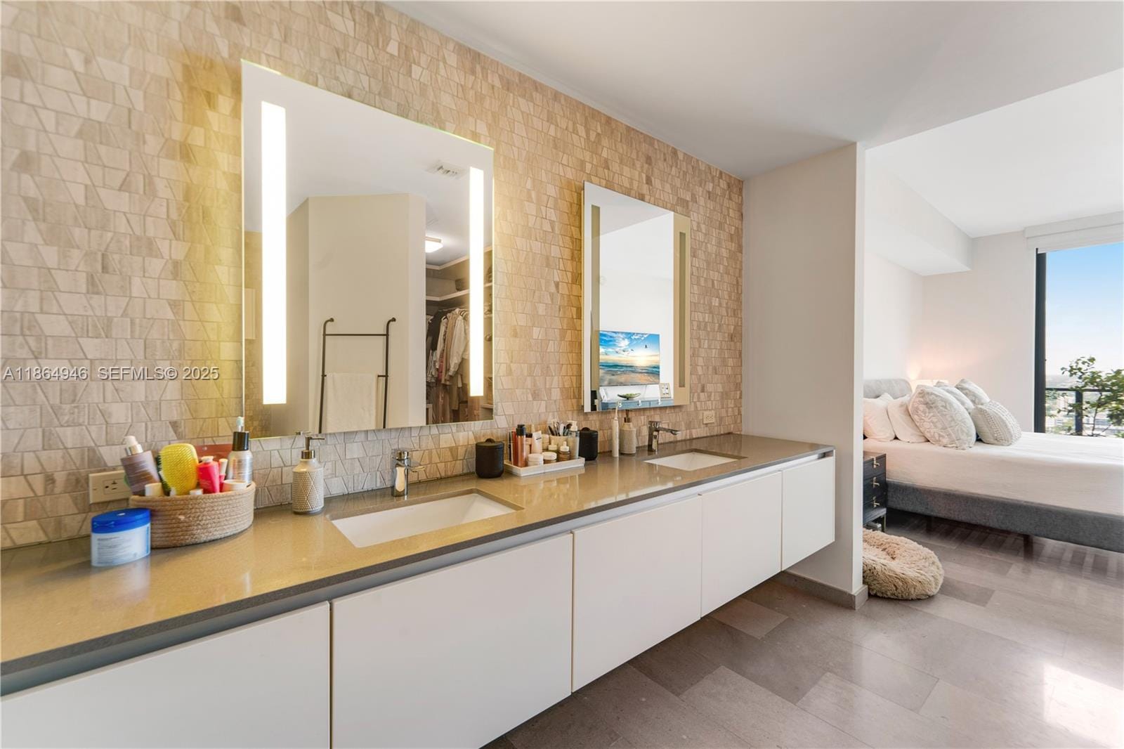 88 SW 7th Street 2910, Miami, FL 33130 photo 15