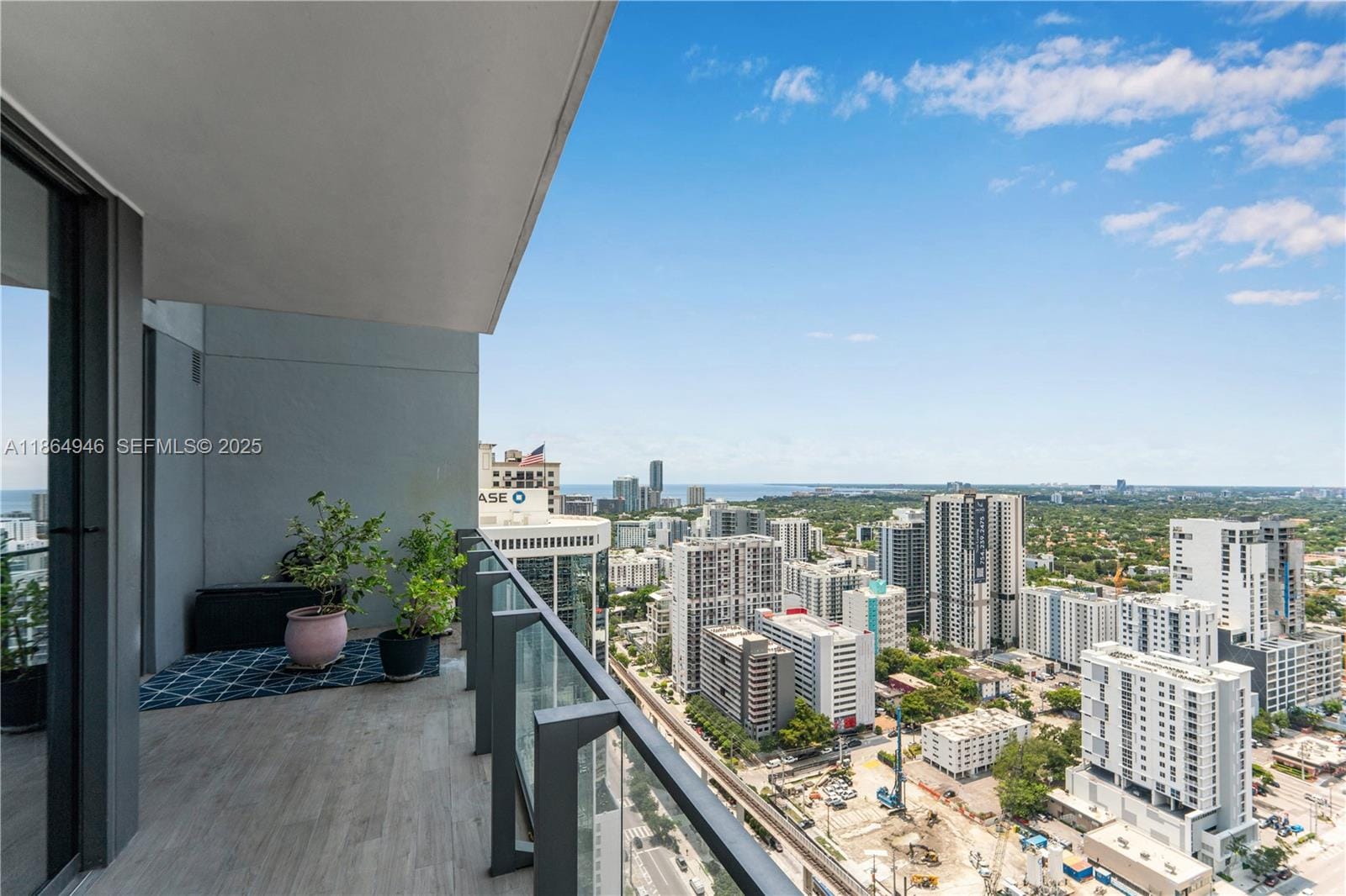 88 SW 7th Street 2910 — photo 4