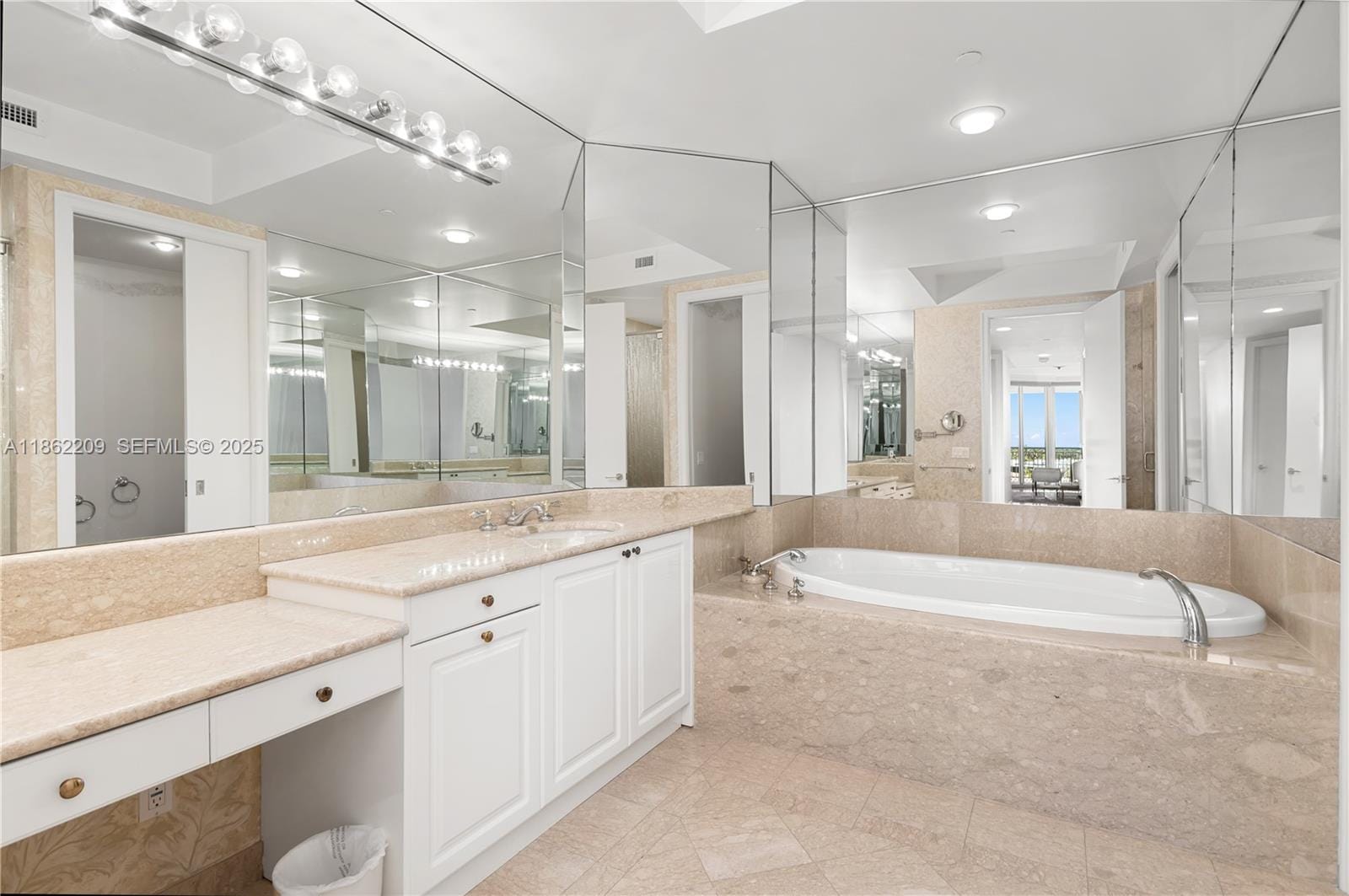 19925 NE 39th Place 603, Aventura, FL 33180 photo 20