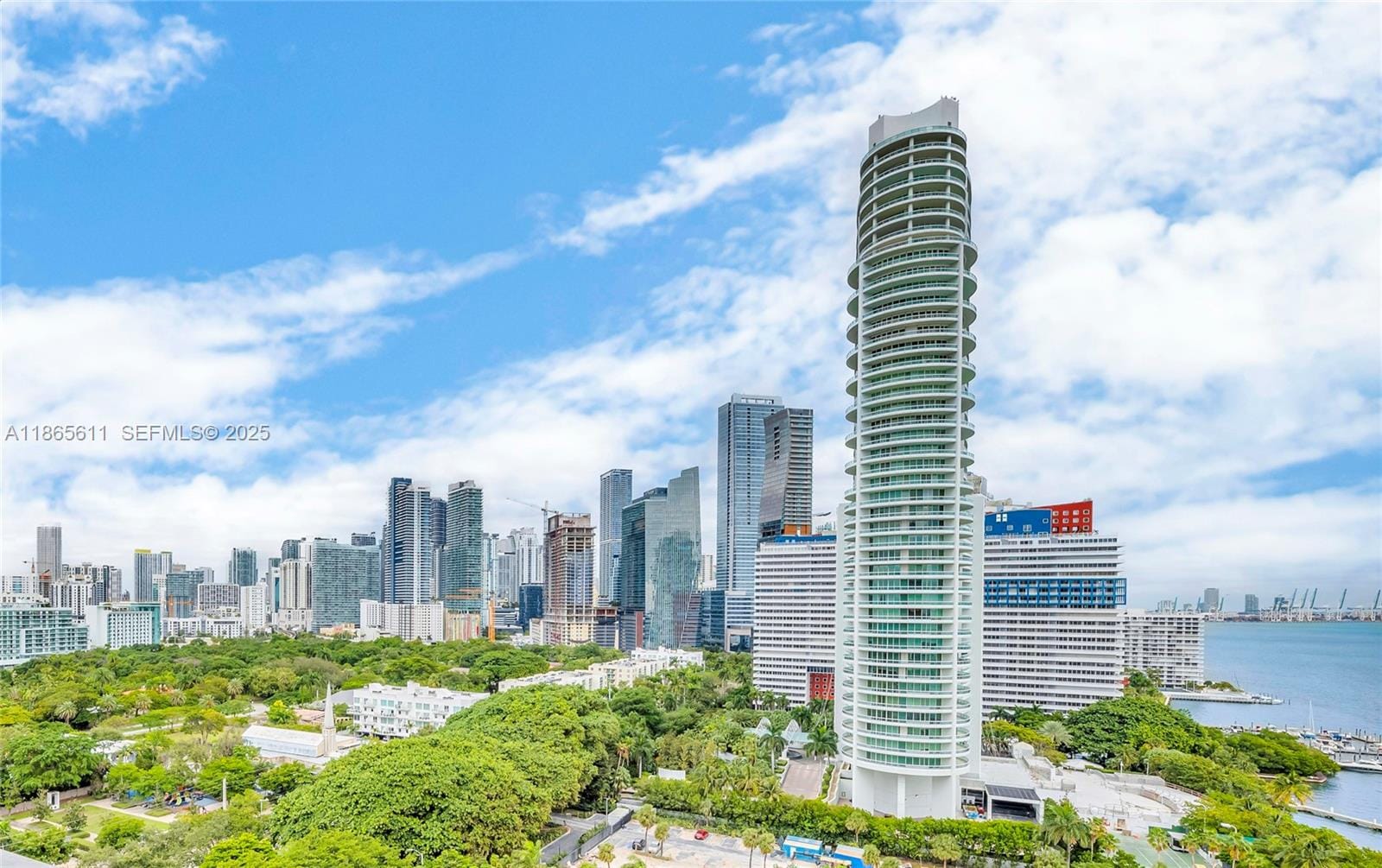 1901 Brickell Avenue B1912, Miami, FL 33129 photo 2