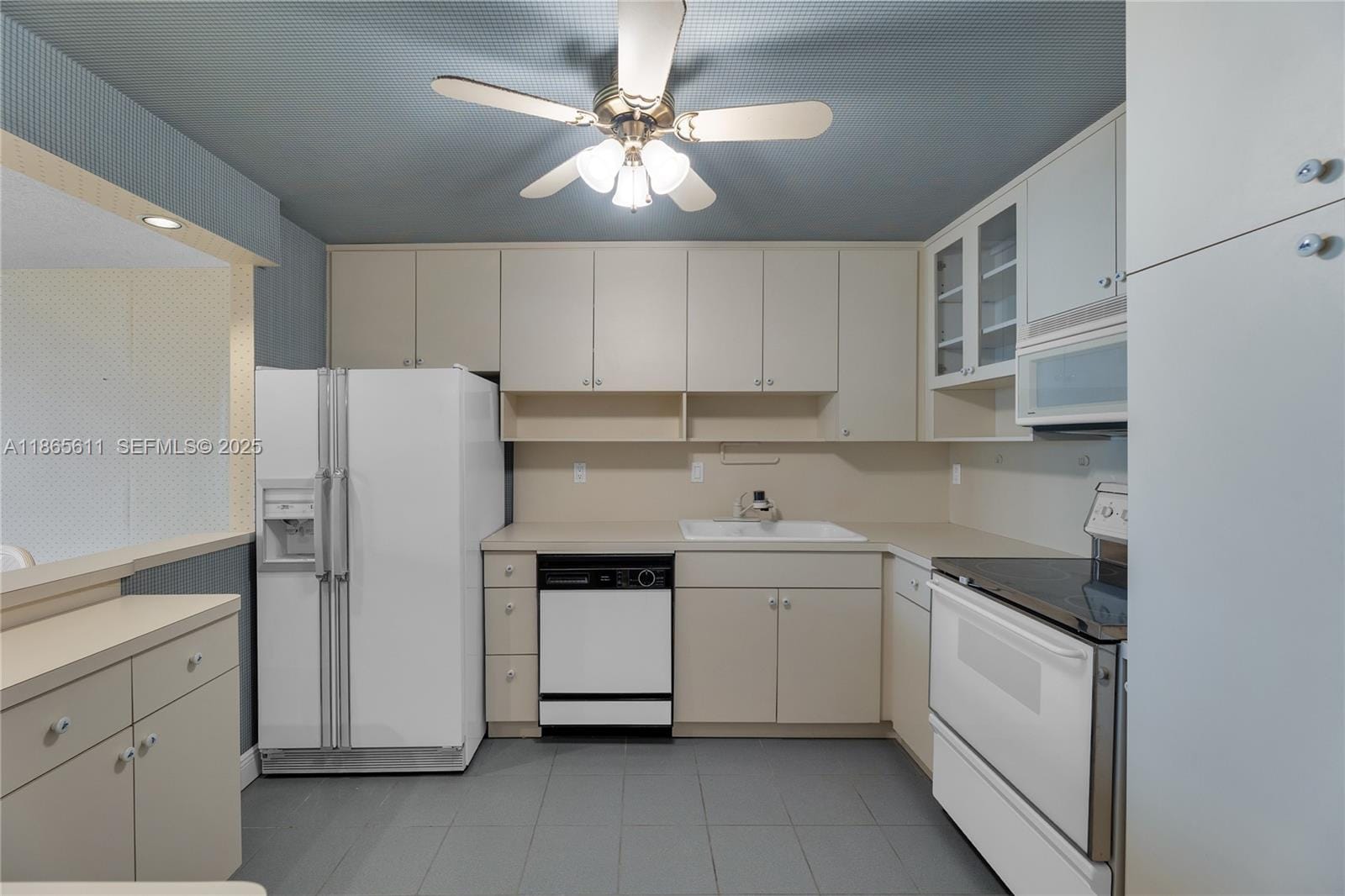 1901 Brickell Avenue B1912, Miami, FL 33129 photo 14