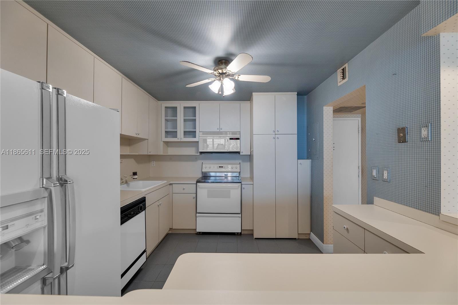 1901 Brickell Avenue B1912, Miami, FL 33129 photo 15
