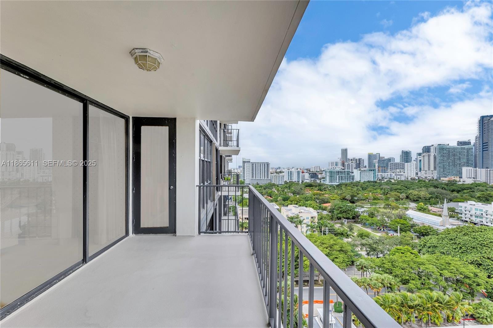 1901 Brickell Avenue B1912, Miami, FL 33129 photo 3