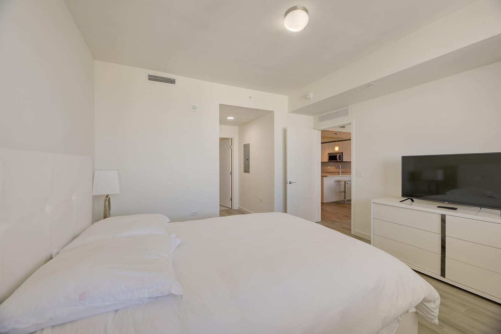 999 SW 1st Avenue 2913, Miami, FL 33130 photo 17