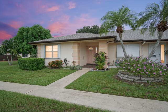 5850 N Moss Court W 10a, sold in The Grove Condominium Section 1, Fort Pierce, FL