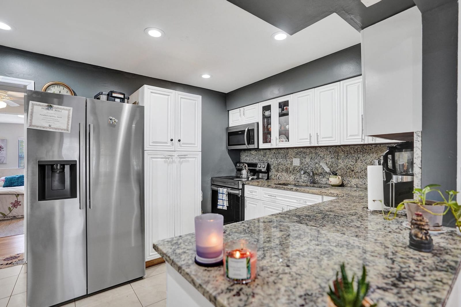 415 W Palm Street — photo 2