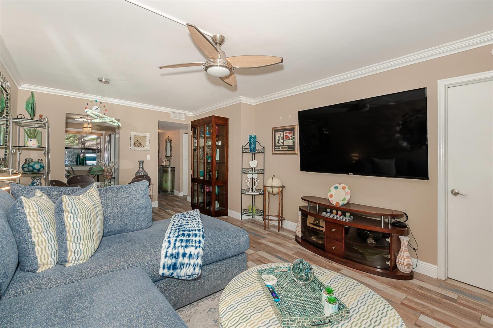 9884 Nob Hill Court 9884 — photo 8