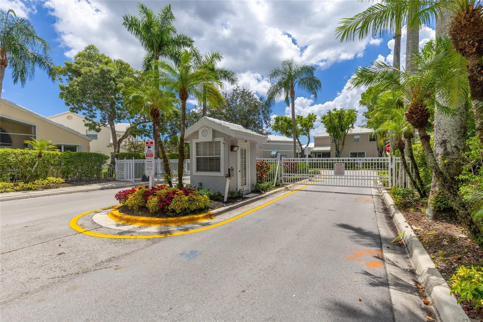 9424 NW 8 Creek, Plantation, FL 33324 photo 11