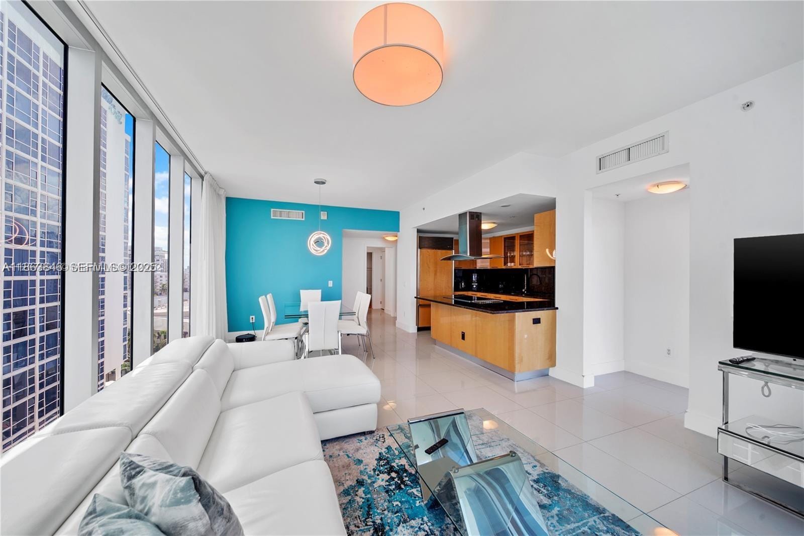 6899 Collins Avenue 808 — photo 8