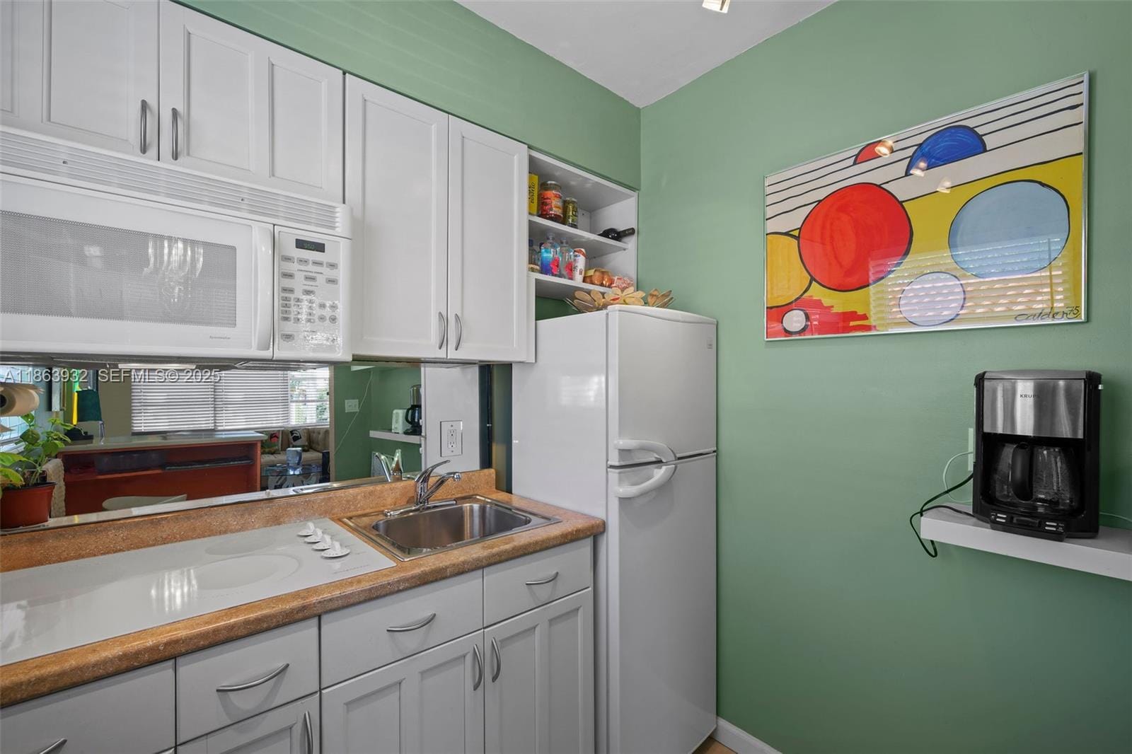 1525 Meridian Avenue 202 — photo 8