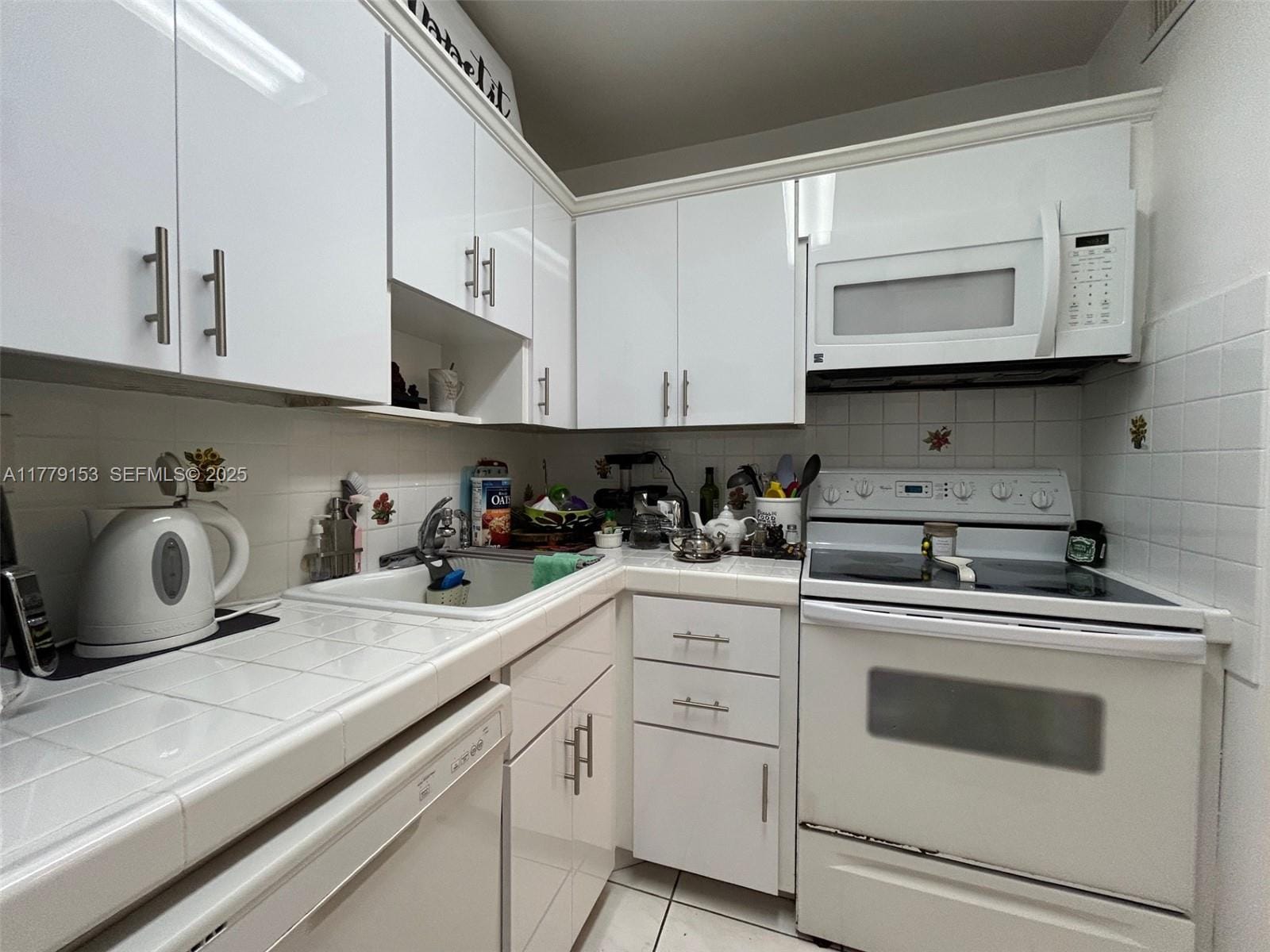 2899 Collins Avenue 1233, Miami Beach, FL 33140 photo 14