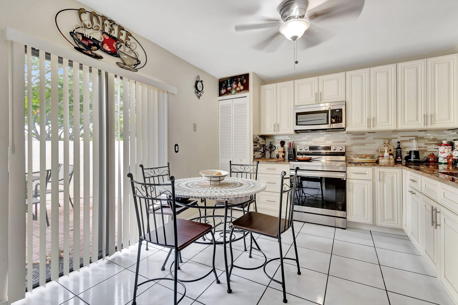 5531 Parkwalk Circle E, Boynton Beach, FL 33472 photo 16