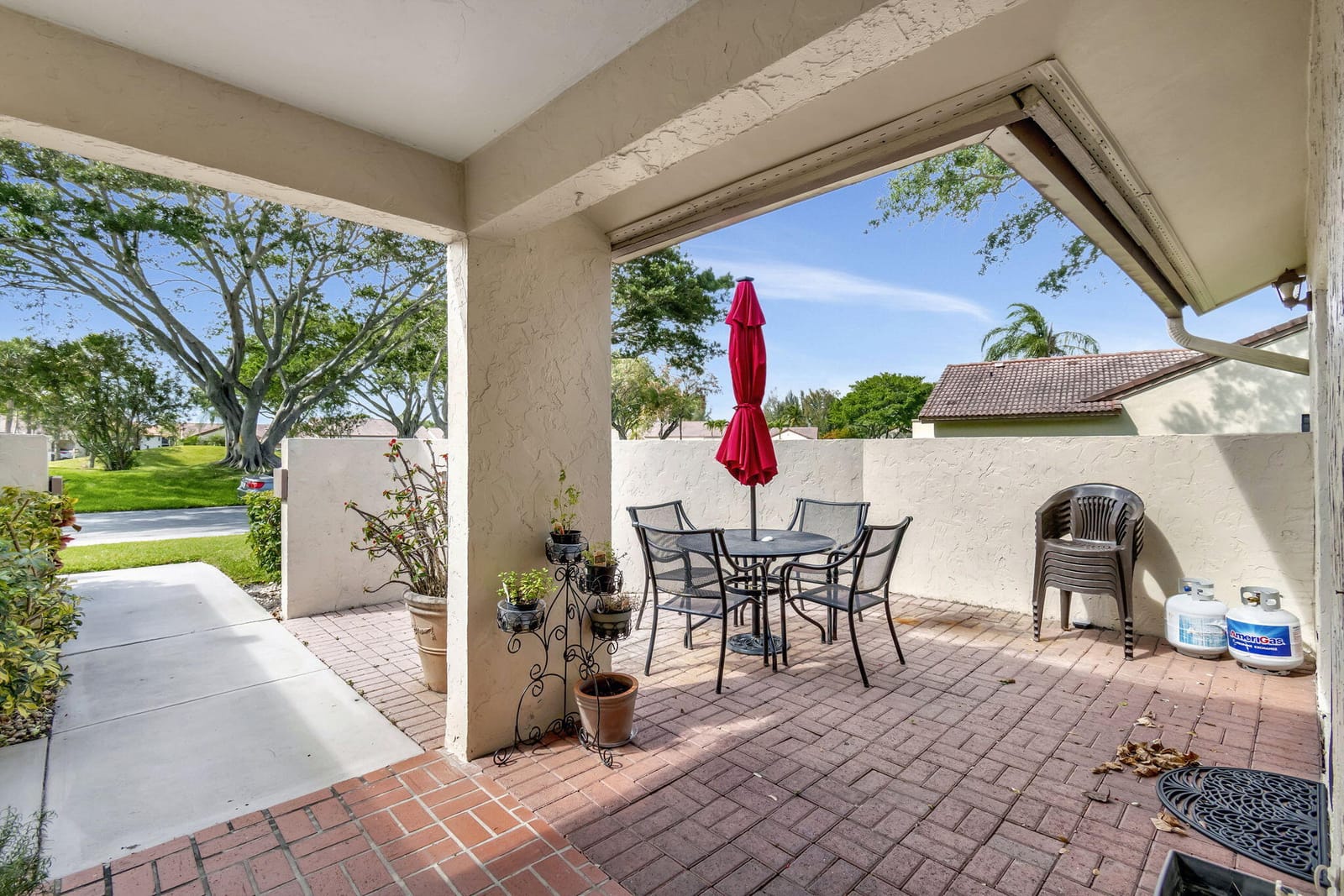 5531 Parkwalk Circle E — photo 3