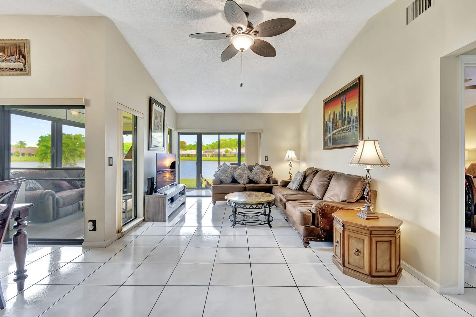 5531 Parkwalk Circle E — photo 10