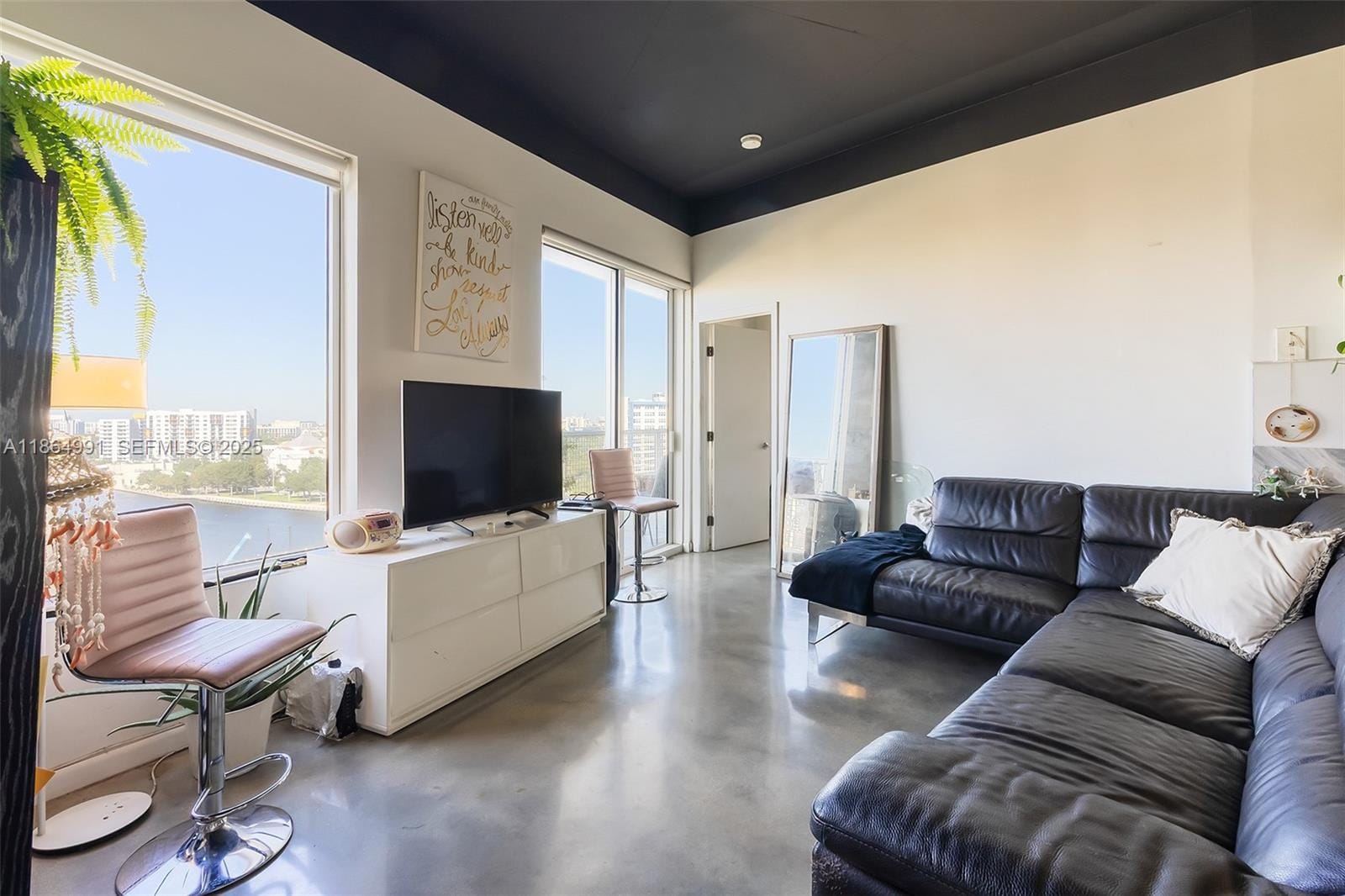 10 S River Drive 1001, Miami, FL 33130 photo 2