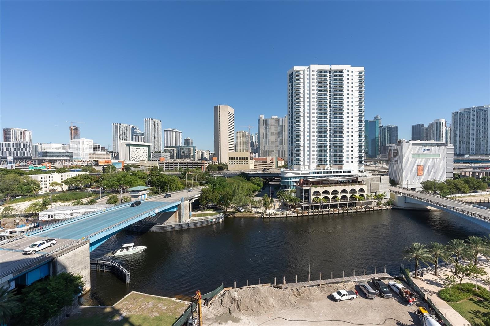 10 S River Drive 1001, Miami, FL 33130 photo 17