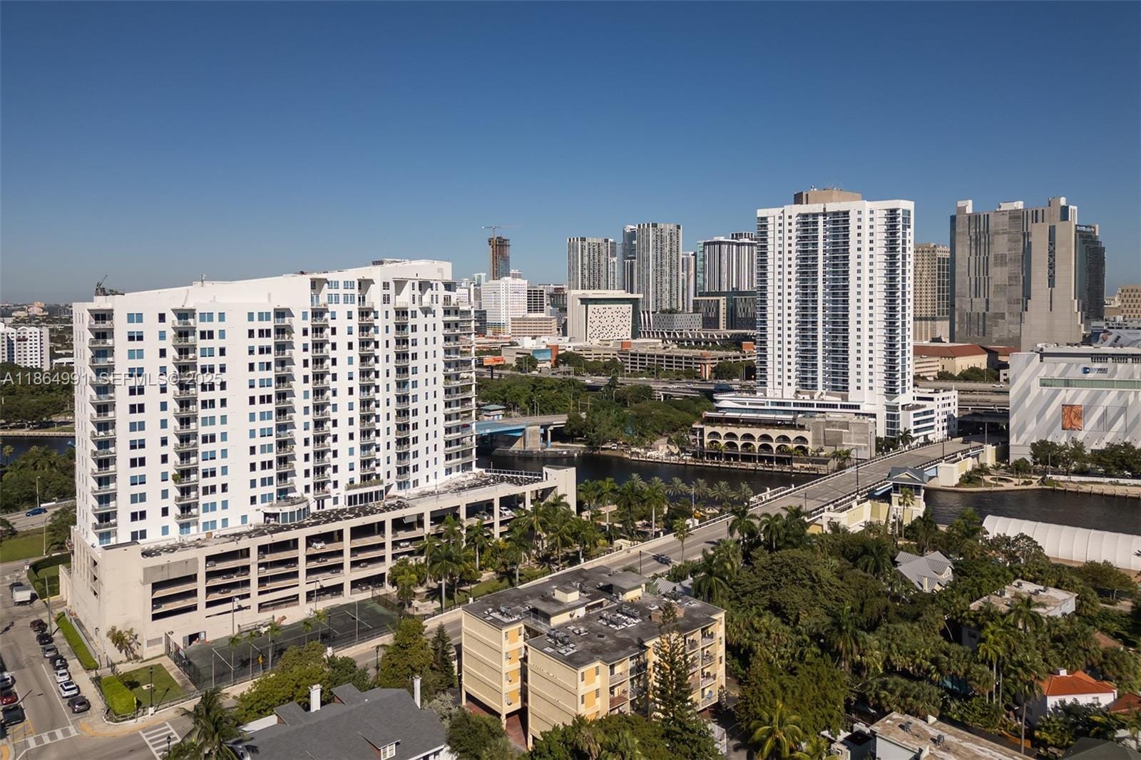 10 S River Drive 1001, Miami, FL 33130 photo 19