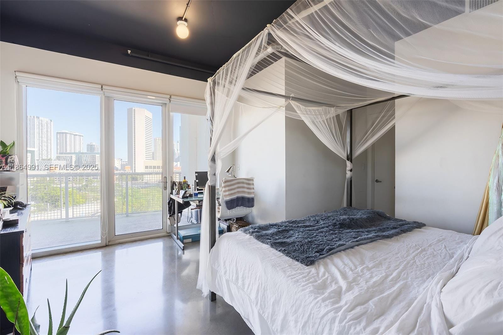 10 S River Drive 1001, Miami, FL 33130 photo 8