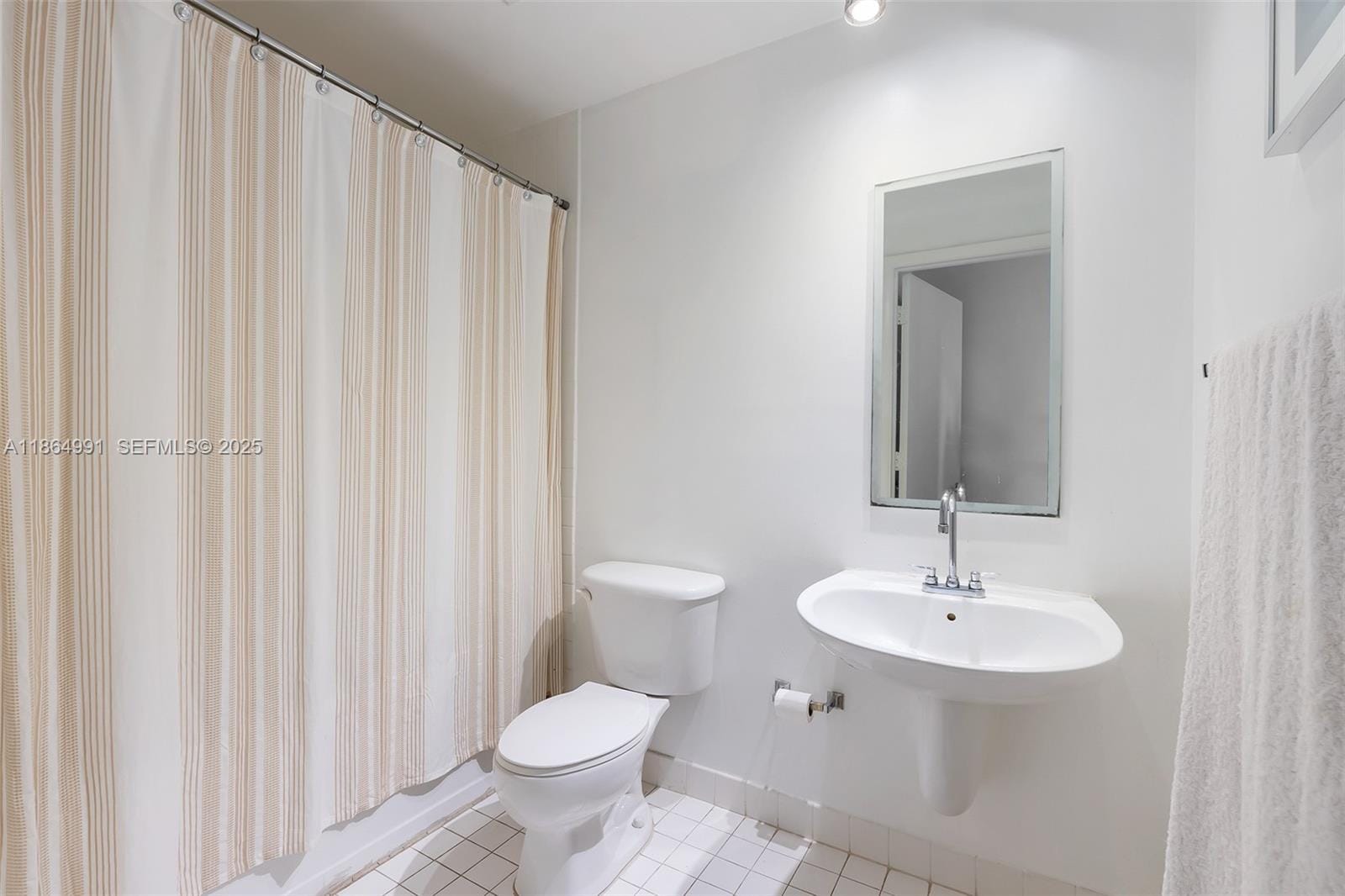 10 S River Drive 1001, Miami, FL 33130 photo 9