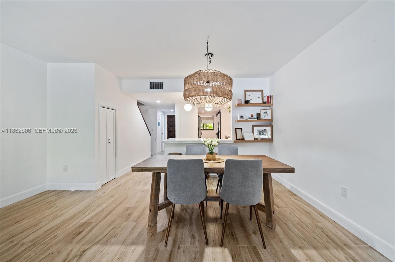 2600 Cardena Street 11 — photo 7