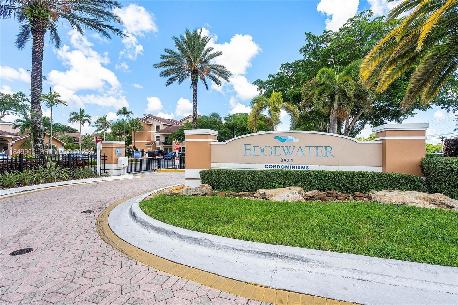 8721 Wiles Road 105, Coral Springs, FL 33067 photo 25
