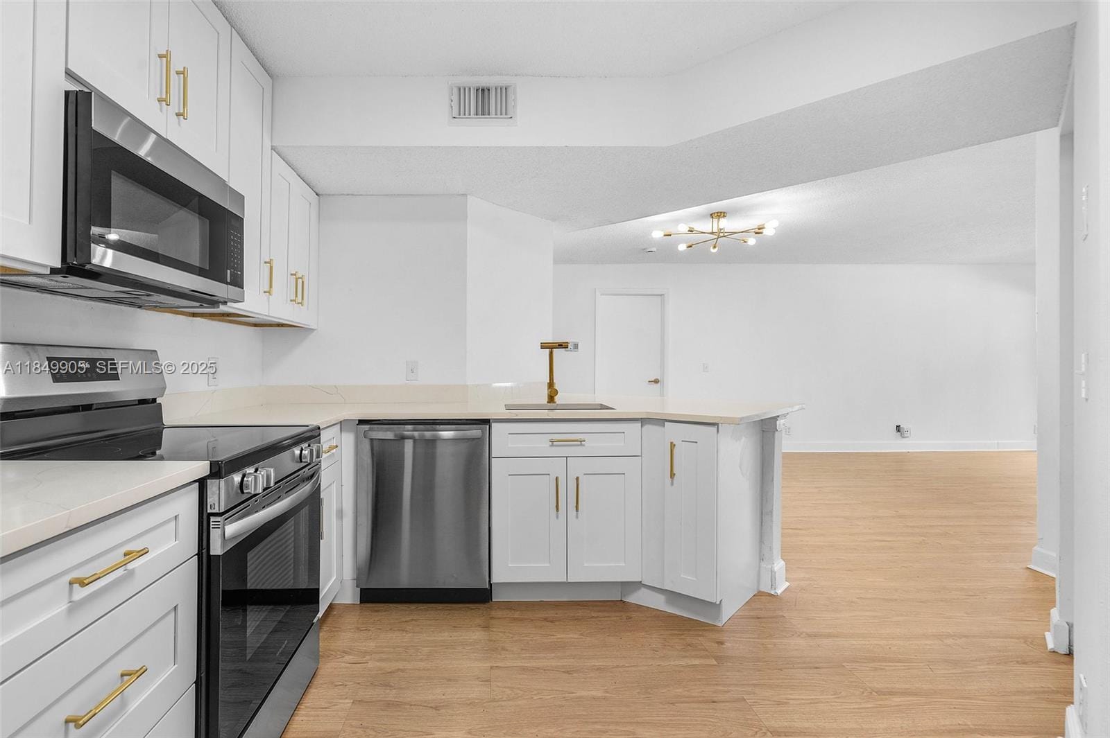 8721 Wiles Road 105, Coral Springs, FL 33067 photo 8