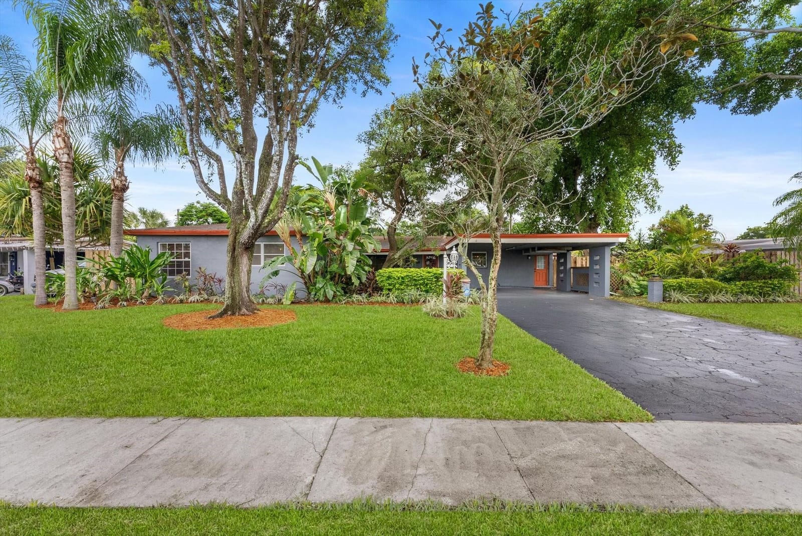 1428 E River Drive, Margate, FL 33063