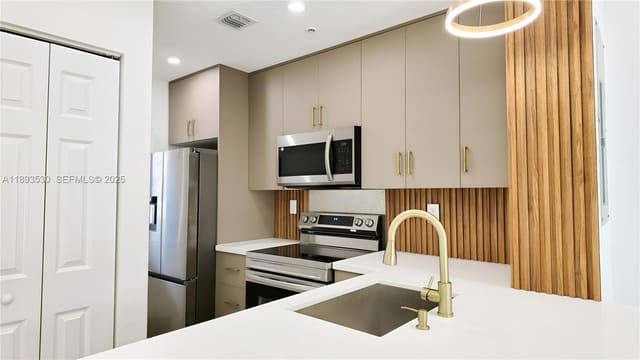 7985 NW 8th Street 109A, sold in Park Place At Midway Condo, Miami, FL