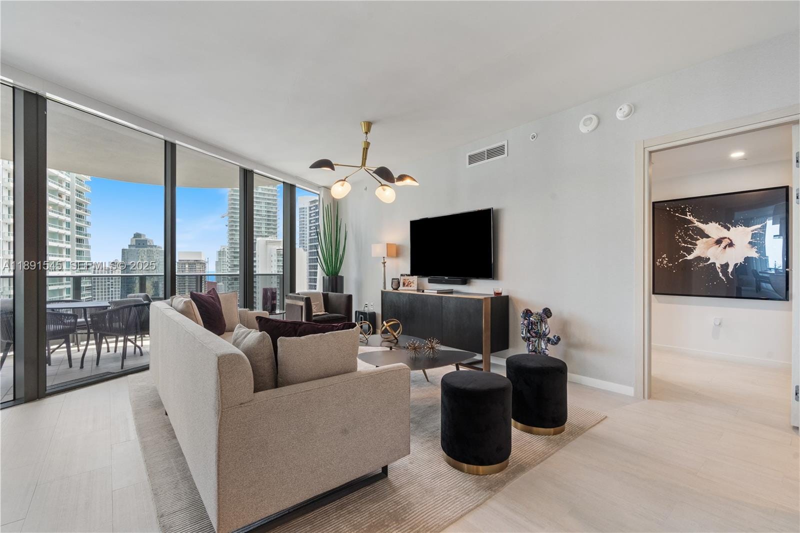 1000 Brickell Plaza 3401 — photo 4