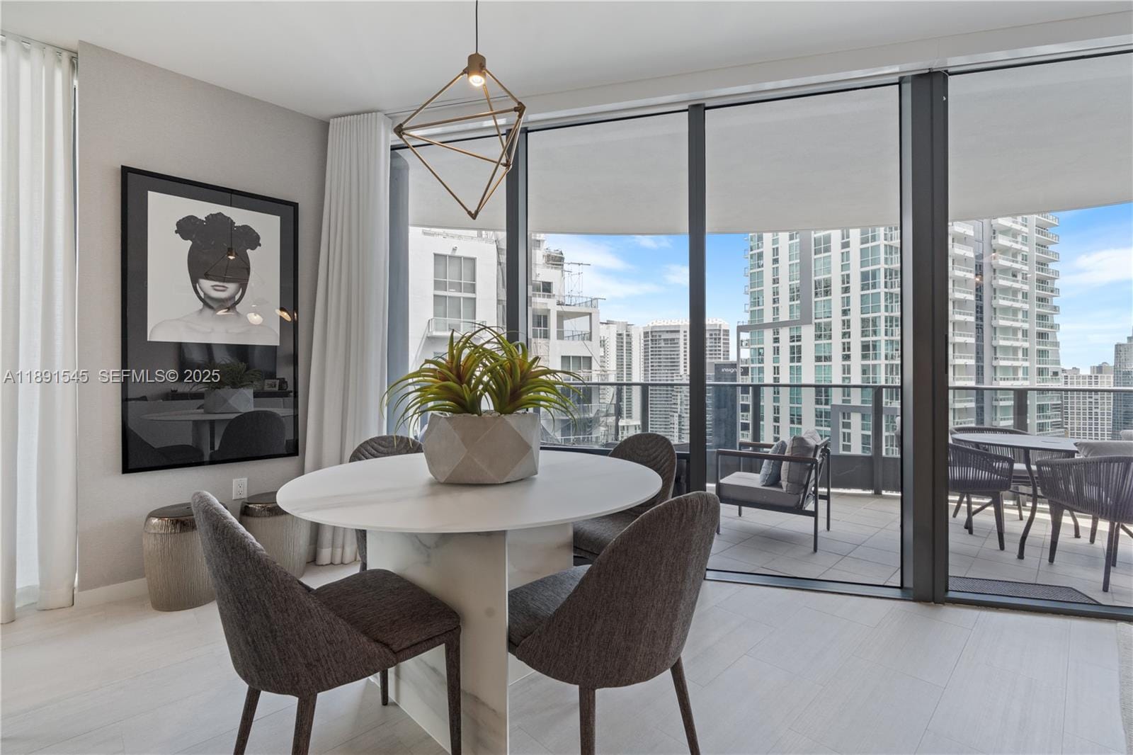 1000 Brickell Plaza 3401 — photo 8