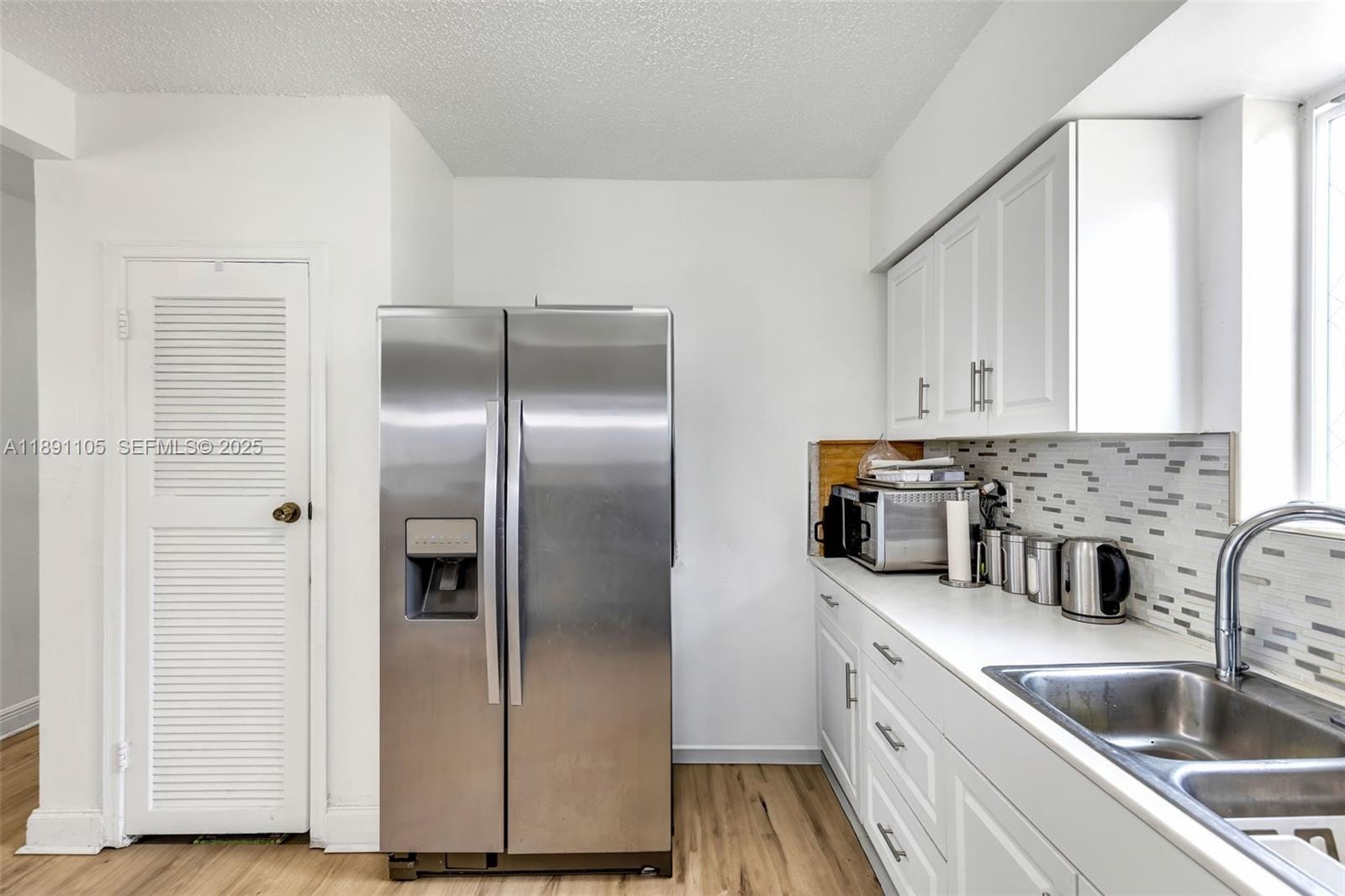 110 NE 9th Court — photo 8