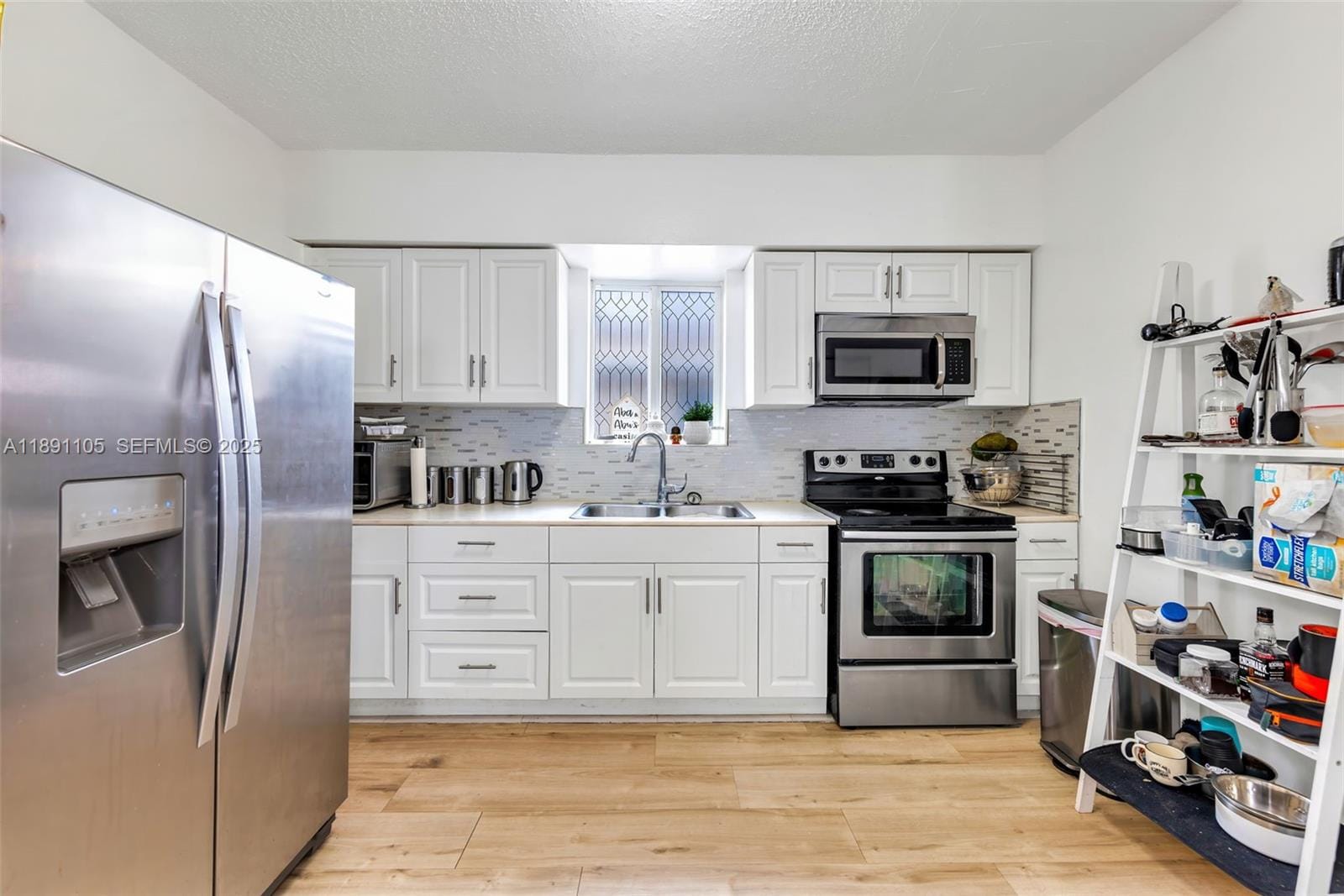 110 NE 9th Court — photo 9