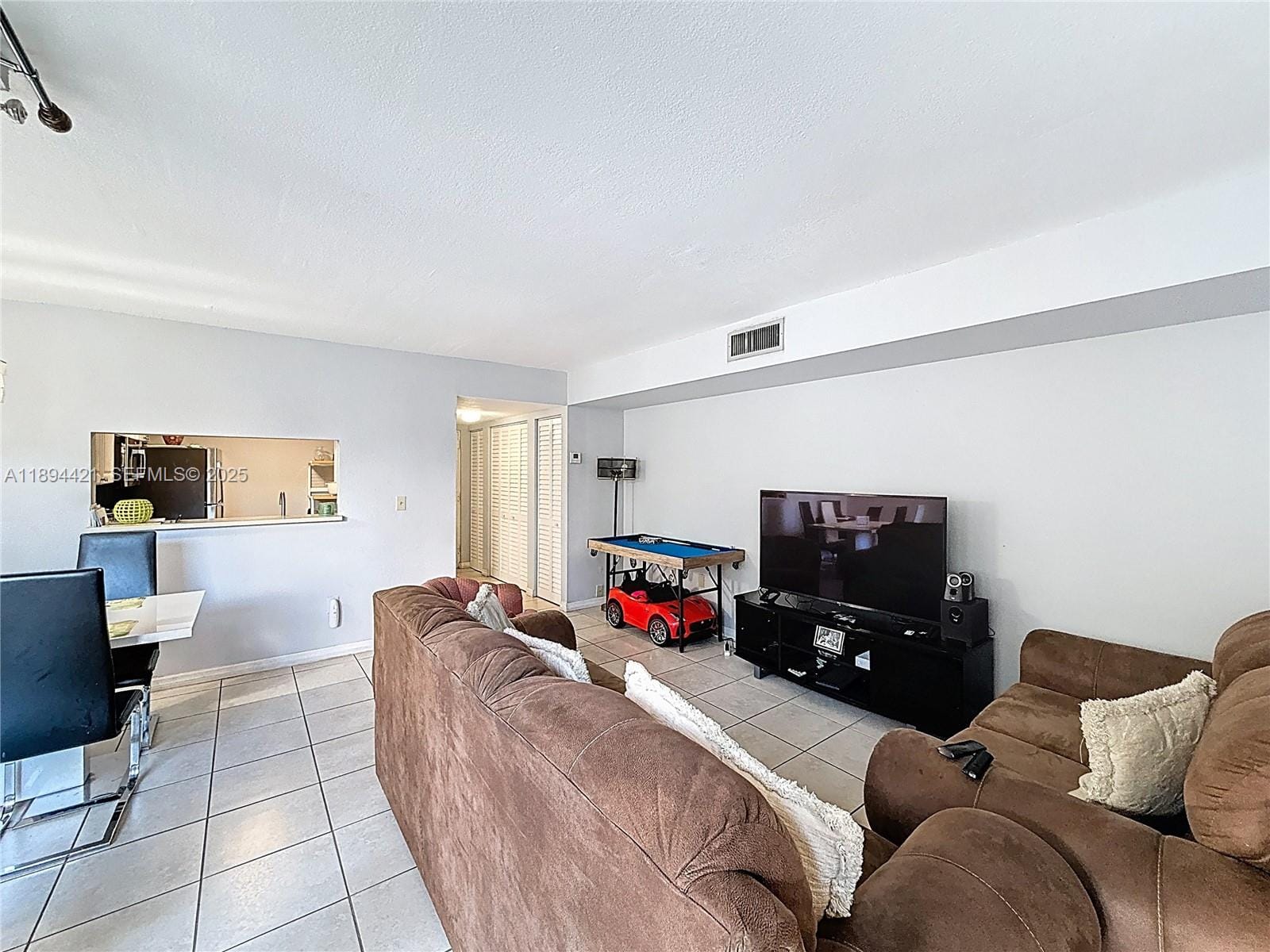 3611 SW 117th Avenue 10207 — photo 9
