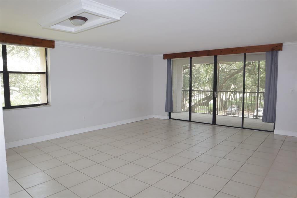6800 Cypress Road 310 — photo 5