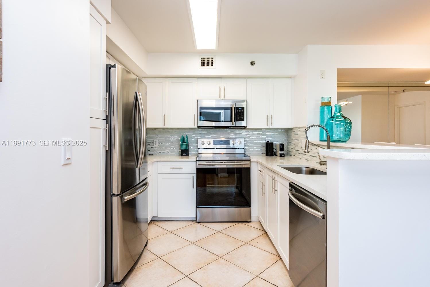 19801 E Country Club Drive 4501, Aventura, FL 33180 photo 17