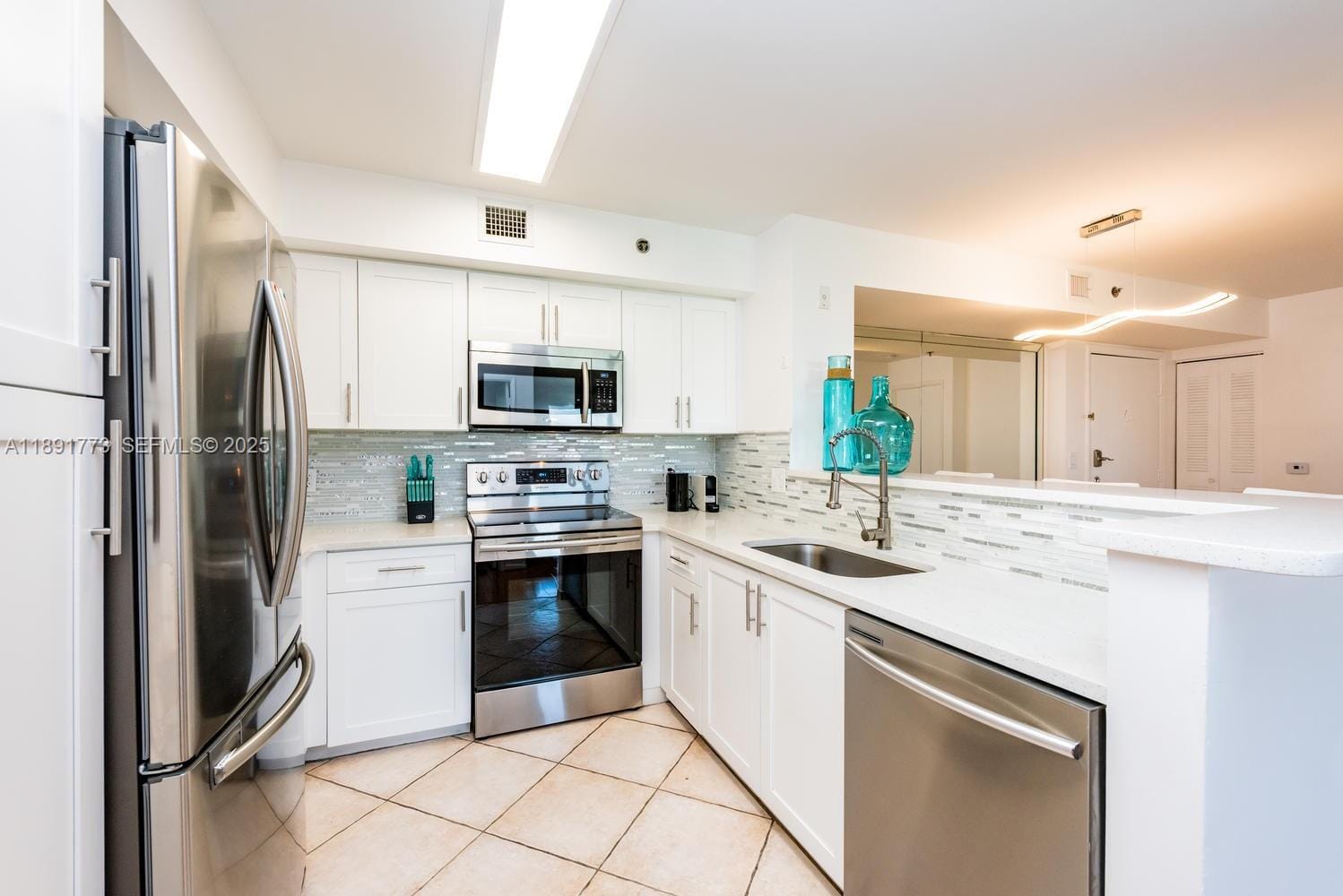 19801 E Country Club Drive 4501, Aventura, FL 33180 photo 18