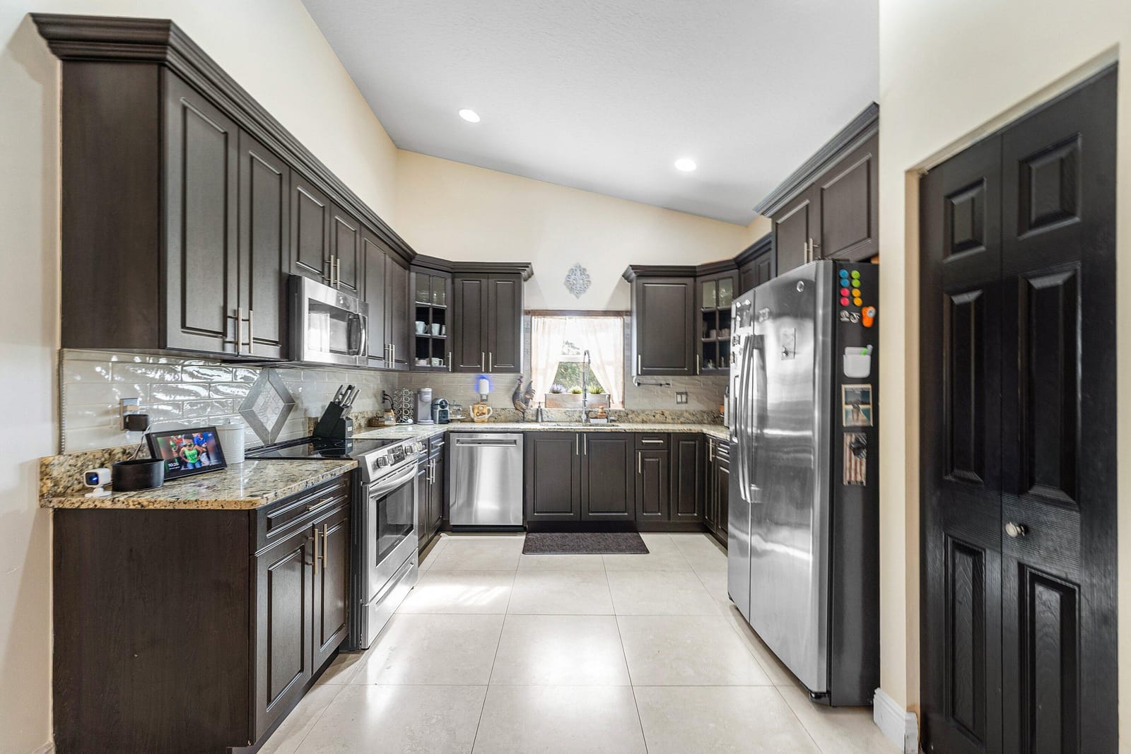 15703 72nd Court N, The Acreage, FL 33470 photo 17