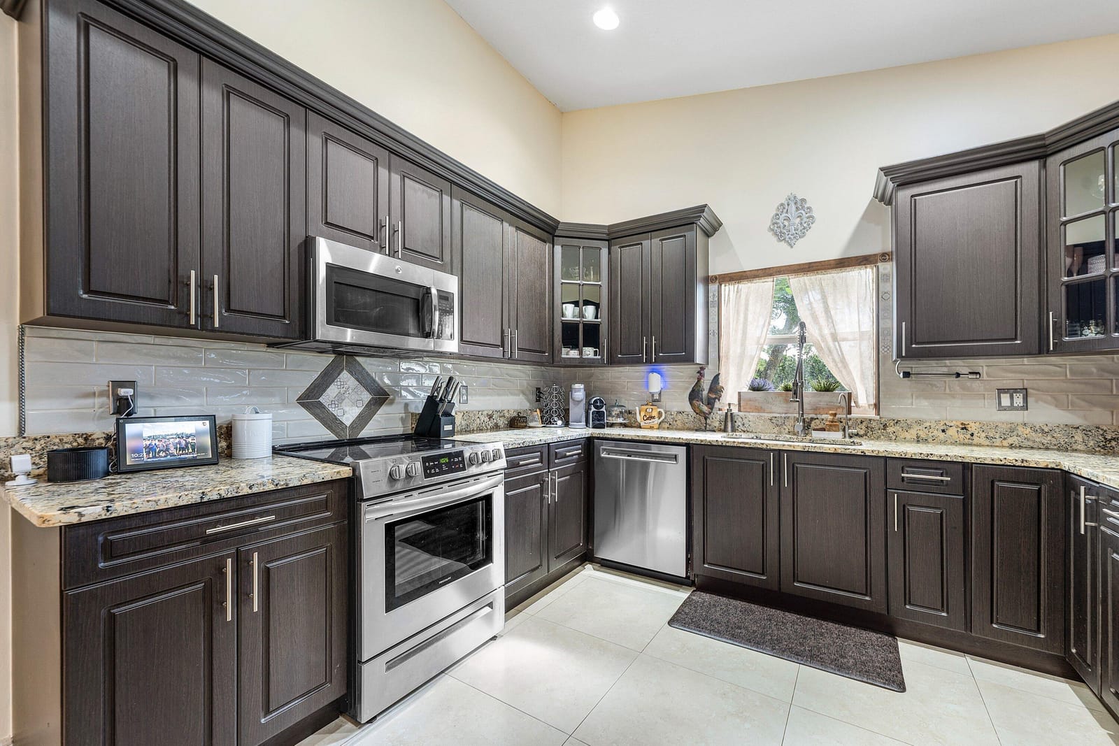 15703 72nd Court N, The Acreage, FL 33470 photo 18