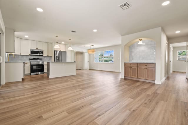 328 Balsam Street, Palm Beach Gardens, FL 33410