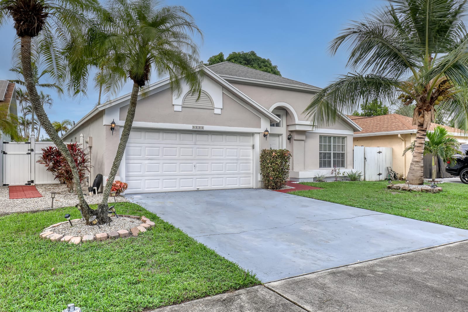 5135 Foxhall Place, West Palm Beach, FL 33417 photo 1