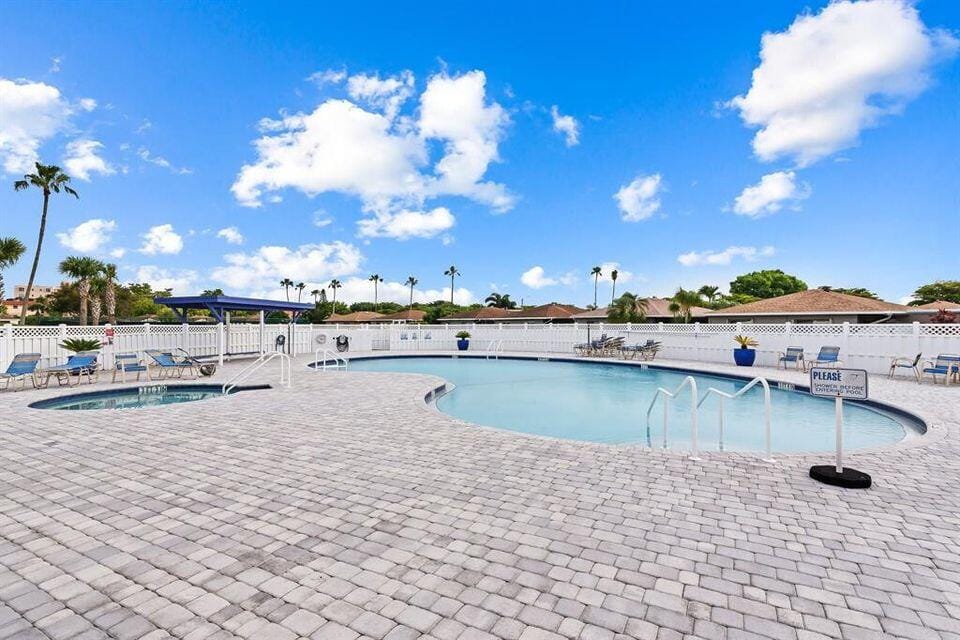 6871 Moonlit Drive, Delray Beach, FL 33446 photo 22