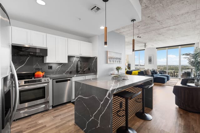 300 S Australian Avenue 1515, Edge, West Palm Beach, FL