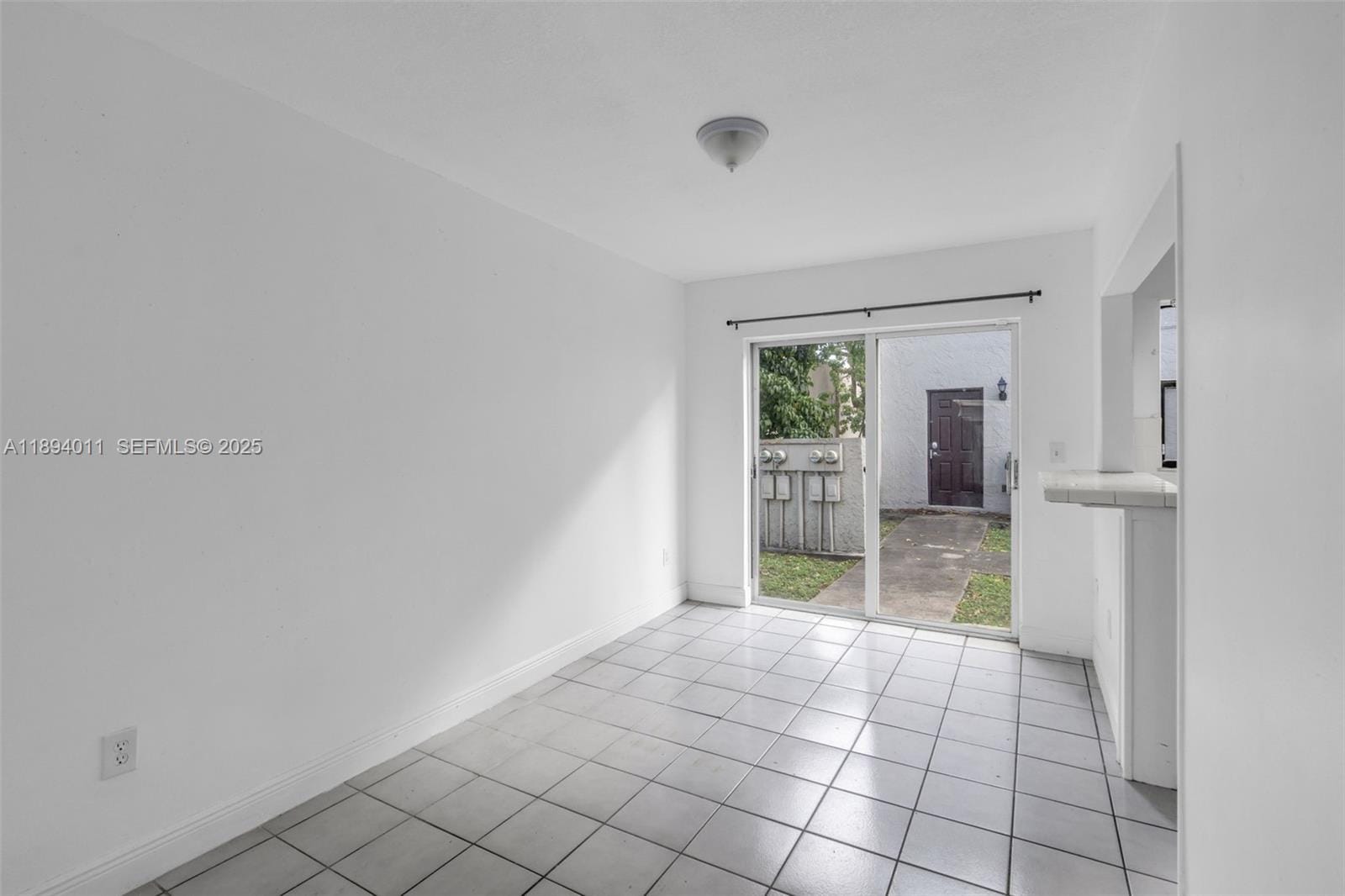 2306 NW 52nd Avenue 2306, Lauderhill, FL 33313 photo 2