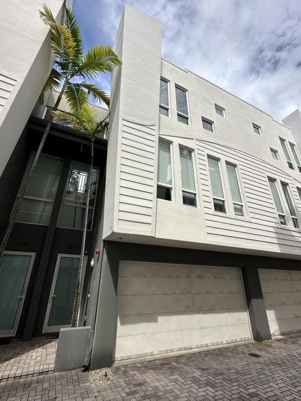 723 SE 16th Court, Fort Lauderdale, FL 33316