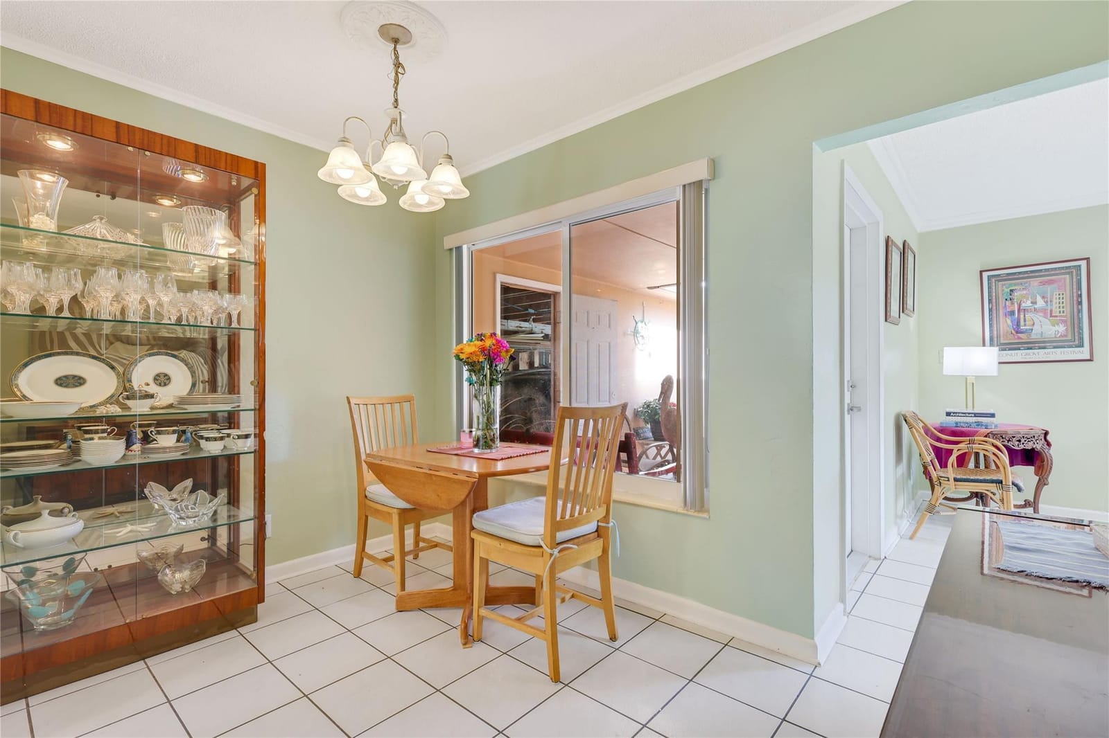 1621 NW 7th Avenue — photo 5